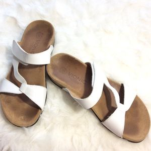 Vionic Orthaheel White Comfort Sandals - Size 9